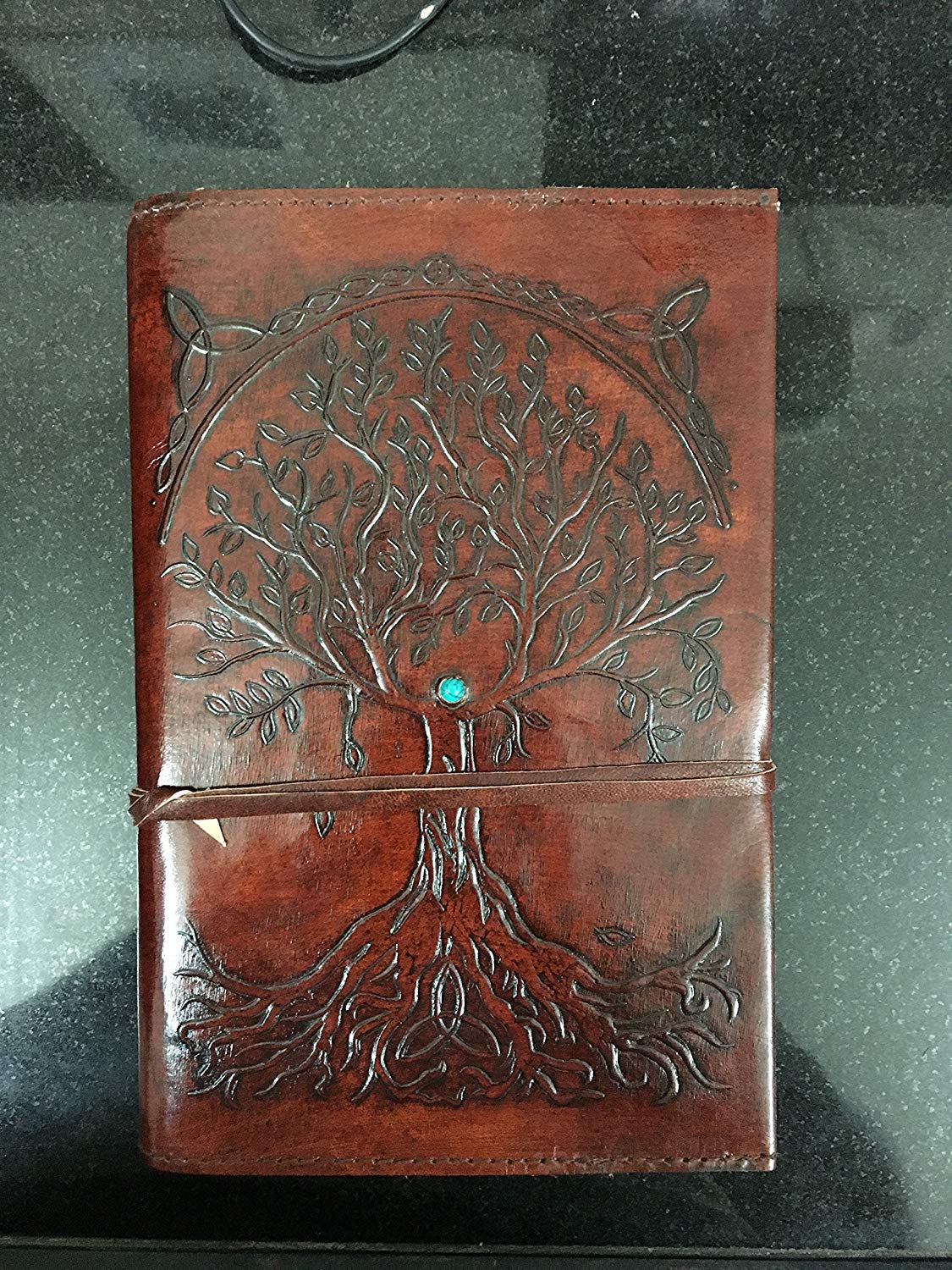 Refillable Leather Journal Writing Notebook, Antique Handmade Leather Bound Daily Notepad For Men & Women, Unlined Paper 9 x 6 Inches, Perfect Gift for Art Sketchbook, Travel Diary notebook - cuerobags